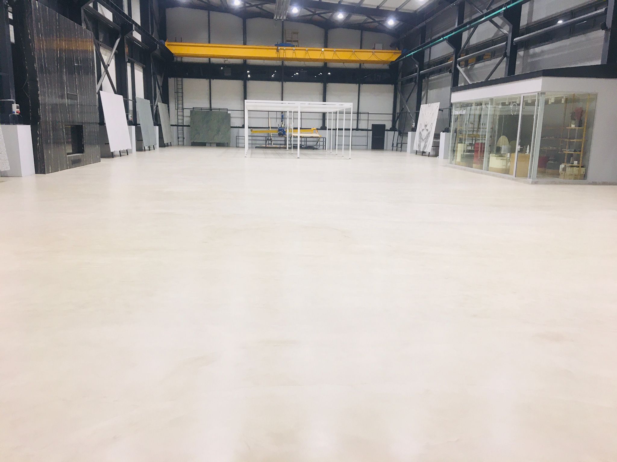 Zirve Stone Gallery Kristal Beton fabrika zemin kaplama 